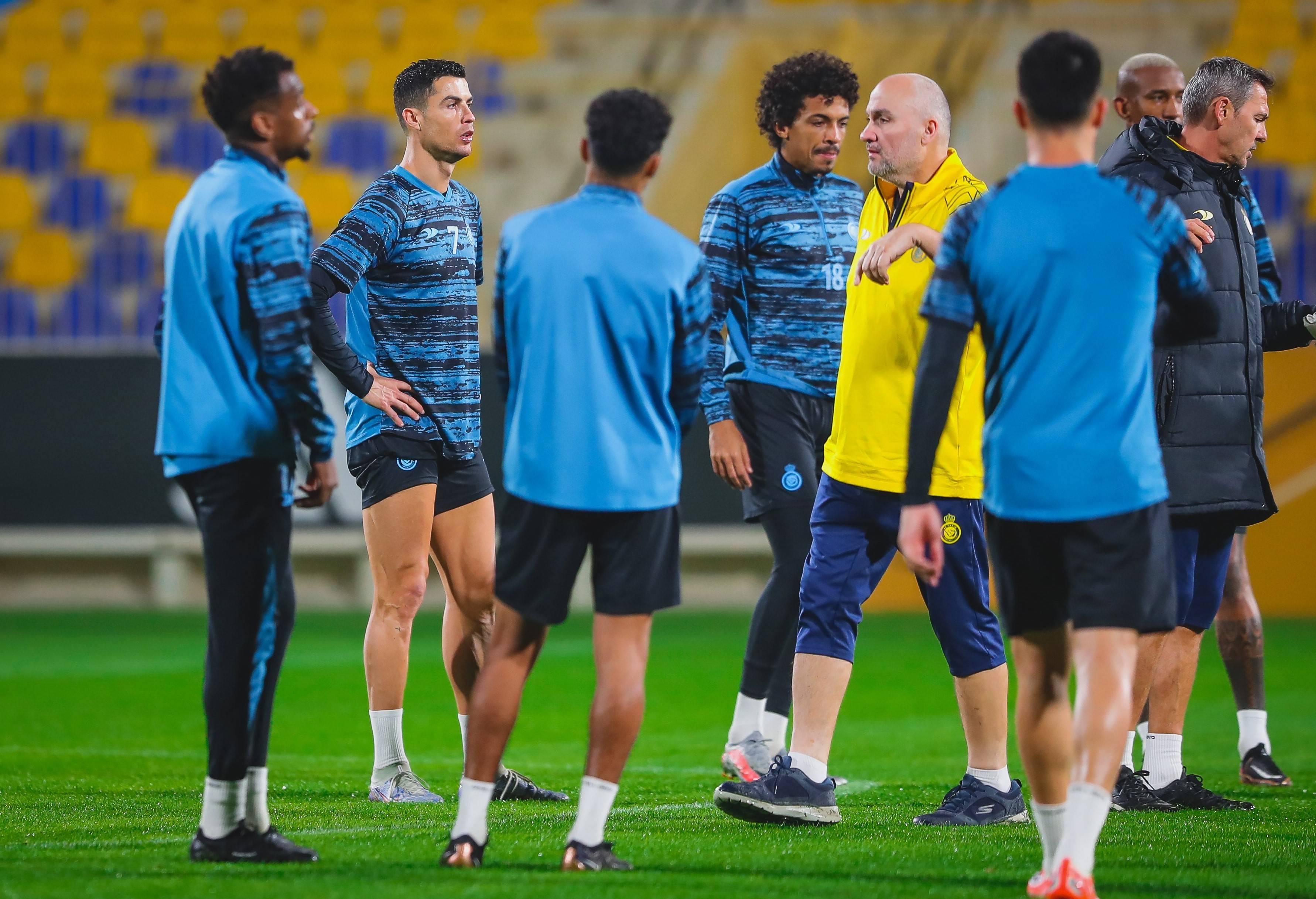 波黑国家队备战欧洲赛事,追求球场上灿烂胜利的简单介绍 波黑国家队备战欧洲赛事,追求球场上灿烂胜利的简单介绍