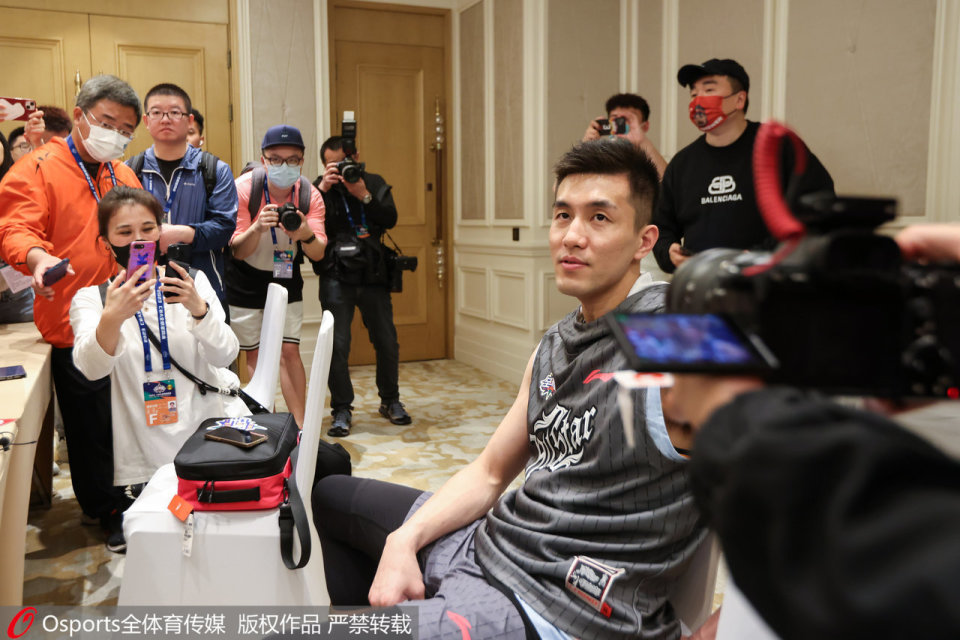 九游体育官网入口-包含CBA筹划赛季转会封建礼仪球风改进的词条