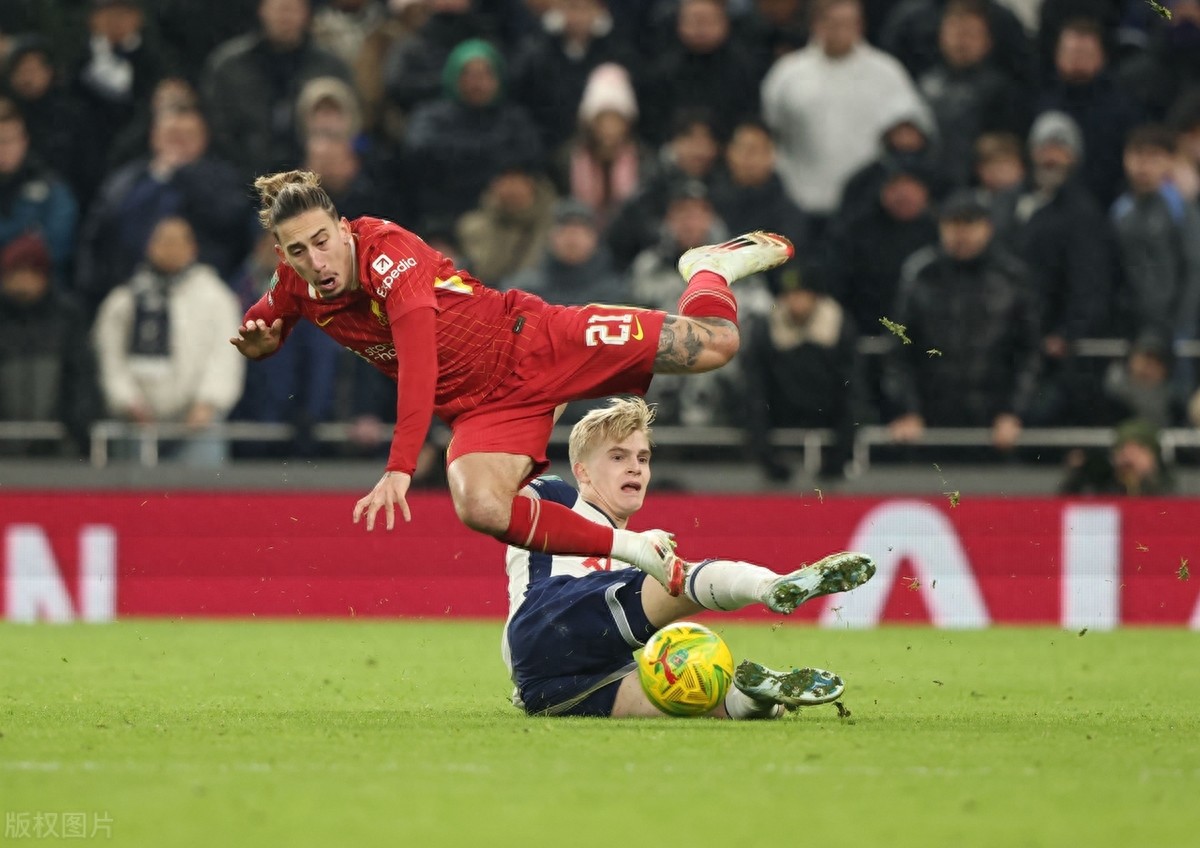 九游体育登录-斯特拉斯堡绝杀昂热，取得关键胜利