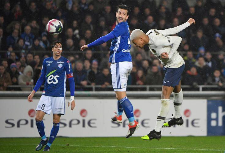 斯特拉斯堡绝杀昂热，取得关键胜利