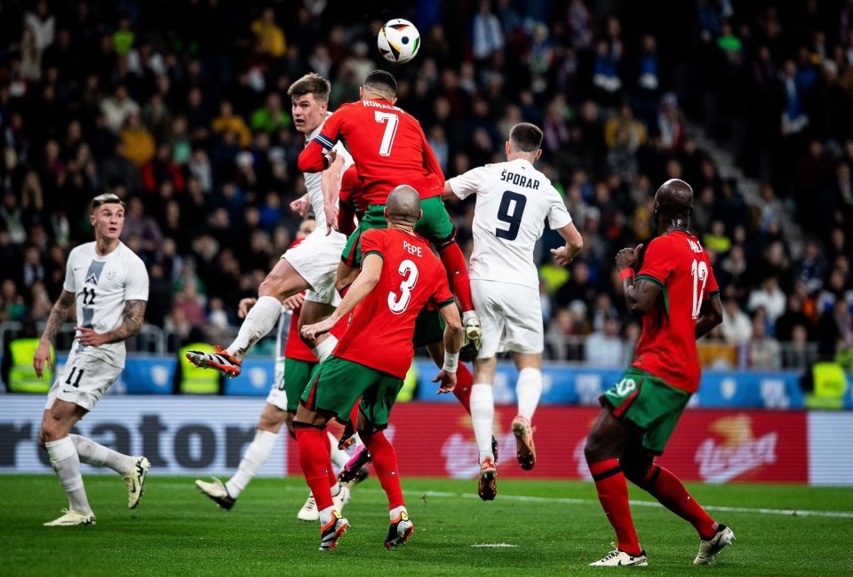 欧预赛比赛:斯洛文尼亚逼平希腊的简单介绍 欧预赛比赛:斯洛文尼亚逼平希腊的简单介绍