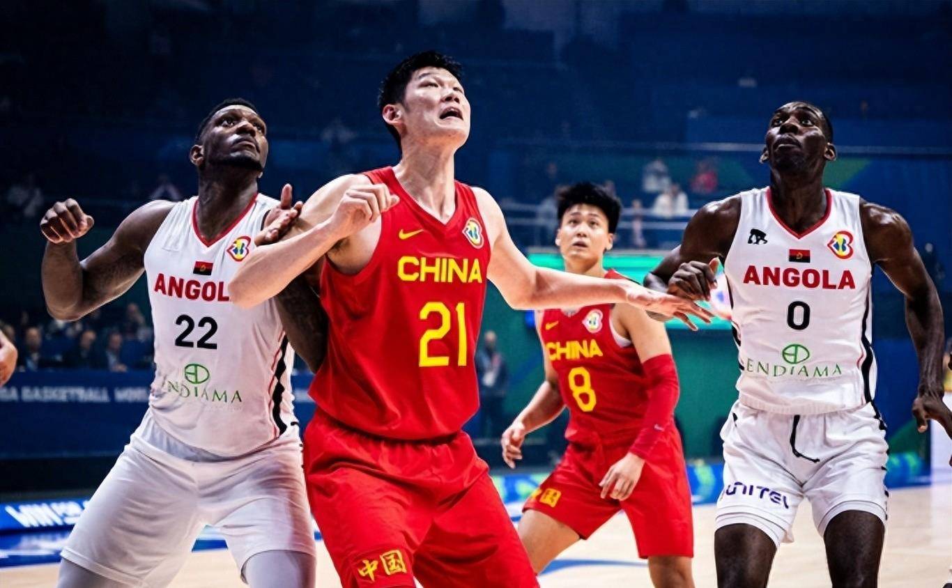 包含湖南男篮凭借团队协作获得胜利，实力突显的词条