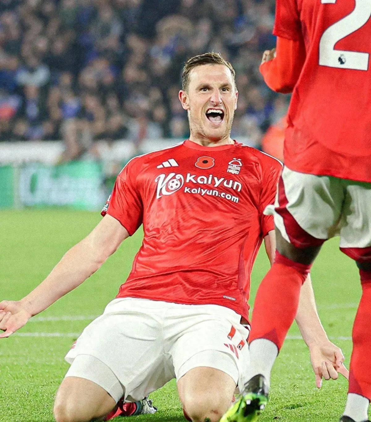 包含黑马崛起:一支实力强劲的球队在比赛中崭露头角的词条 包含黑马崛起:一支实力强劲的球队在比赛中崭露头角的词条