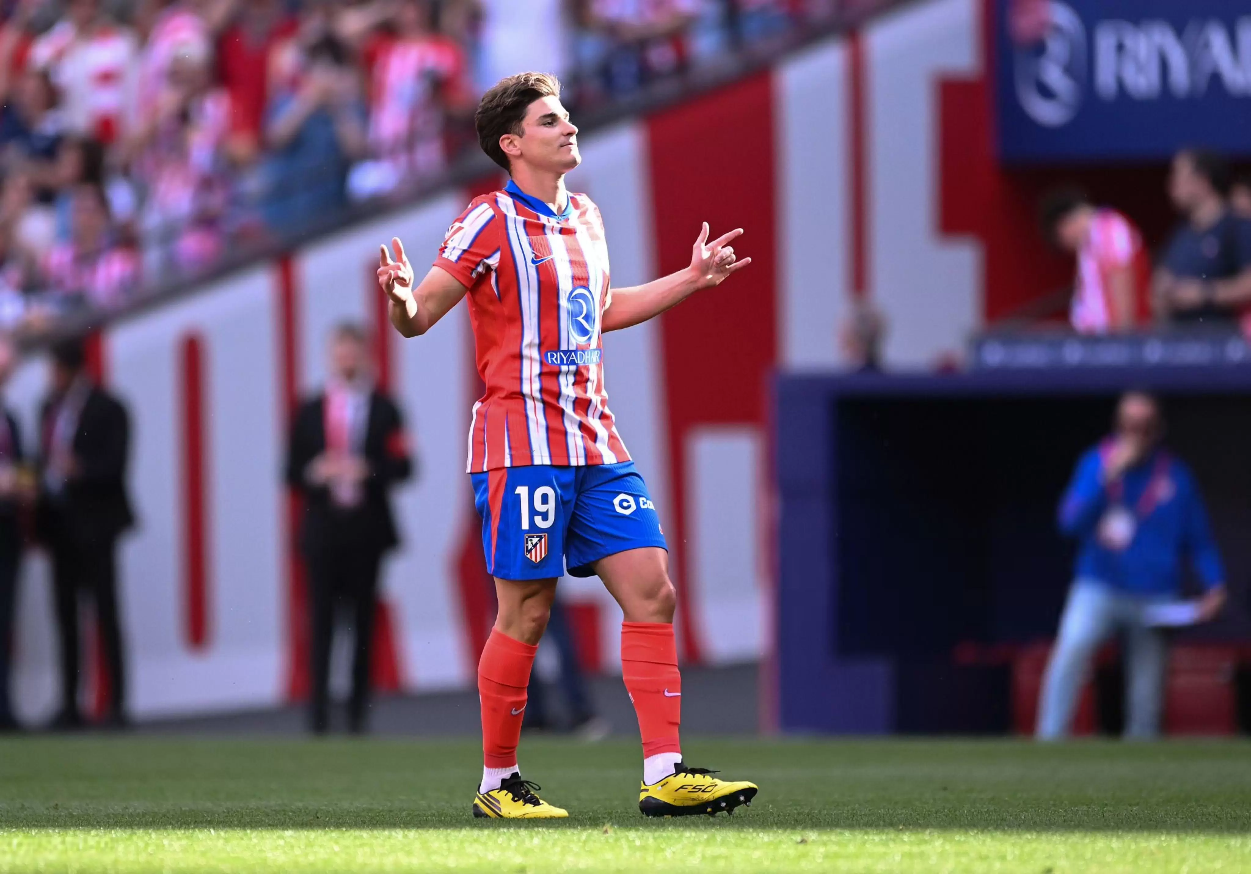 头版:马德里竞技战胜皇家贝蒂斯,积分逐渐攀升的简单介绍 头版:马德里竞技战胜皇家贝蒂斯,积分逐渐攀升的简单介绍