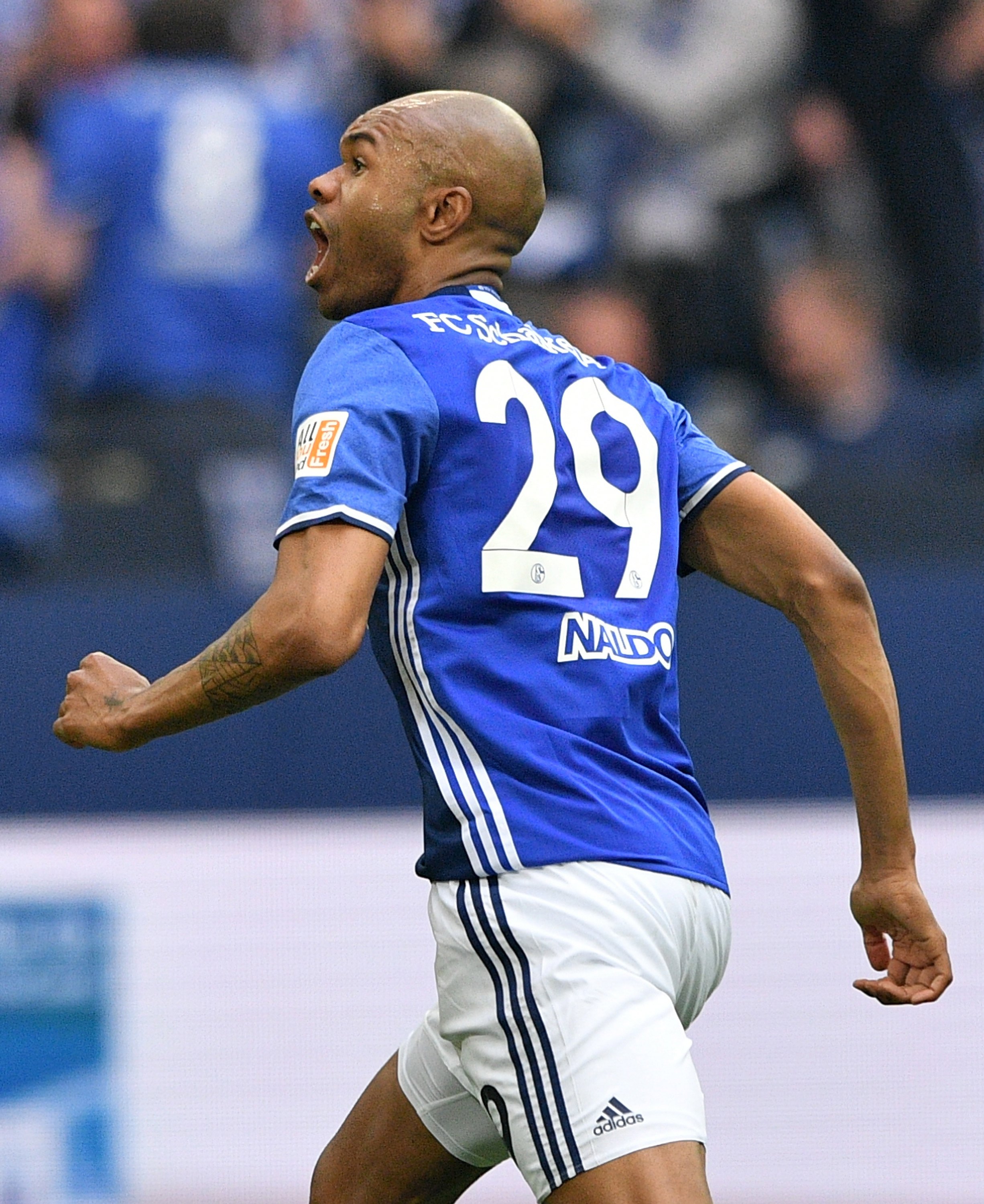 沙尔克04客场大胜,发挥可圈可点的简单介绍 沙尔克04客场大胜,发挥可圈可点的简单介绍