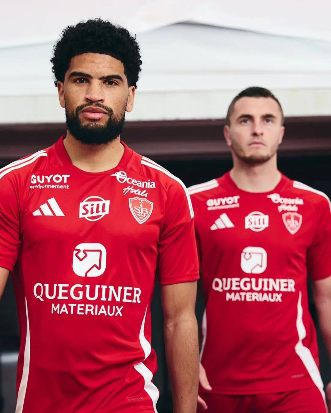 九游体育网页版登录入口-黑马球队崭露头角，挑战法甲传统强队