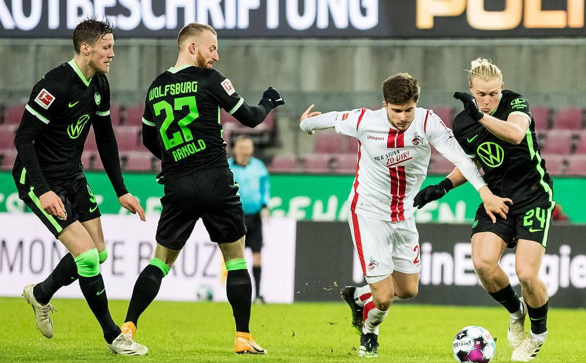 包含沃尔夫斯堡主场失利,球迷情绪低迷的词条 包含沃尔夫斯堡主场失利,球迷情绪低迷的词条