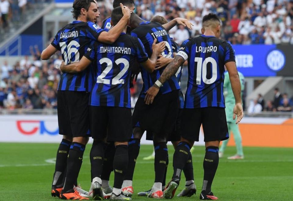 罗马客场击败佛罗伦萨,继续领跑积分榜的简单介绍 罗马客场击败佛罗伦萨,继续领跑积分榜的简单介绍