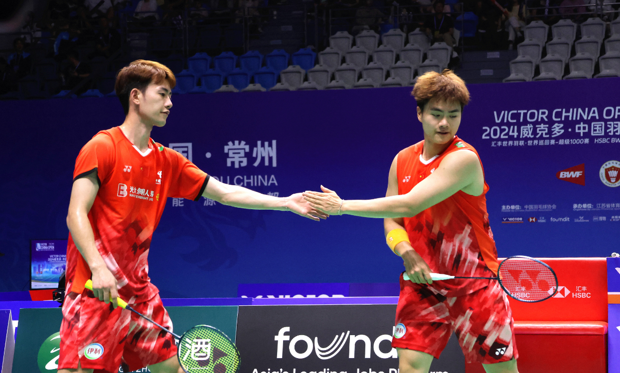 丹麦击败对手,获得羽毛球比赛冠军 丹麦击败对手,获得羽毛球比赛冠军