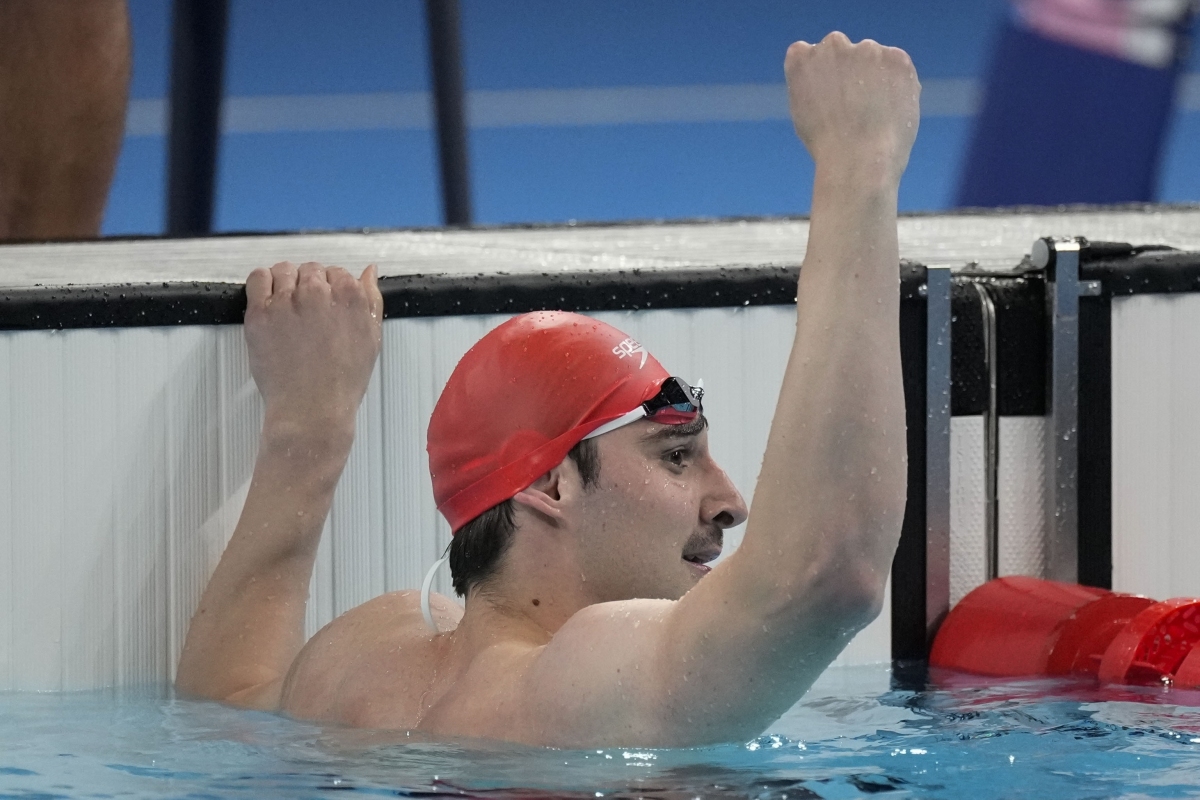 加拿大游泳选手实现突破夺金 加拿大游泳选手实现突破夺金